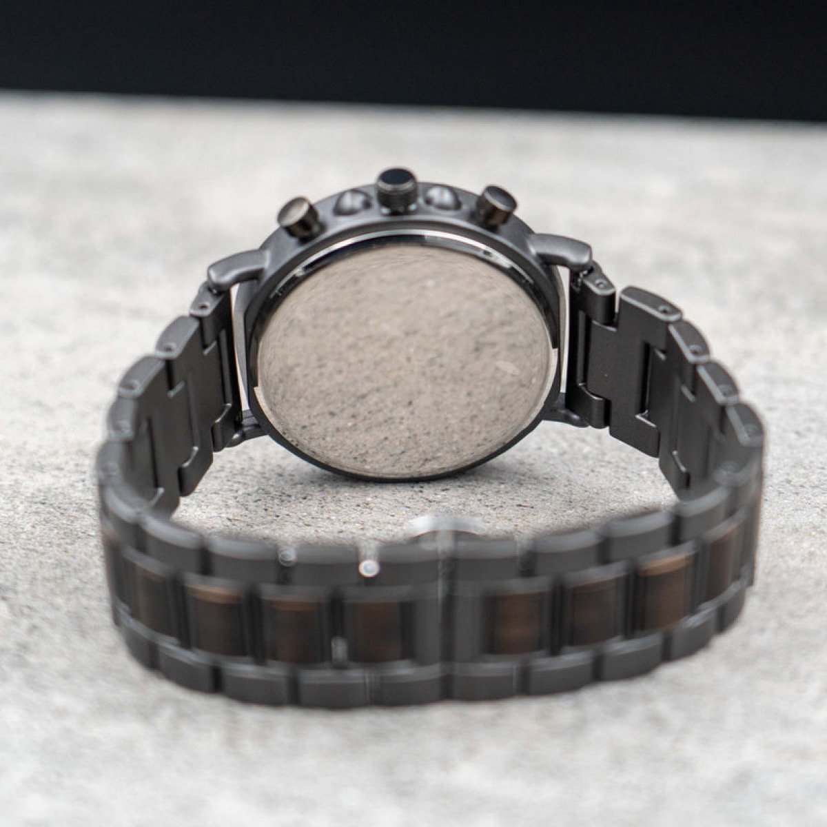 Ribe Chronograph Rückseite mit Edelstahl-Gehäuseboden